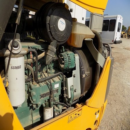 Used BL60B 4x4 Loader Backhoe – Volvo for Sale